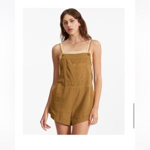 Billabong romper 🌊